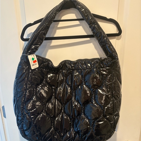Free People Carryall Tote Bag - black shiny! - Picture 4 of 6